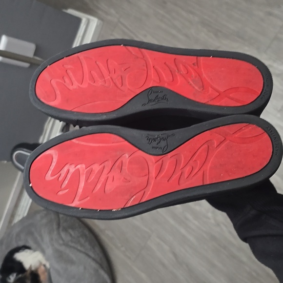 Auth Christian Louboutin LIKE NEW Vieira Black Spiked Suede Sneakers - Picture 7 of 7